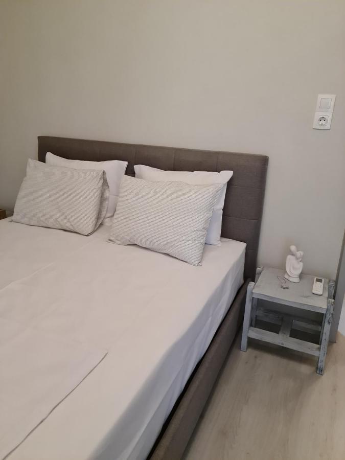 The Grey Apartment Porto Rafti Ngoại thất bức ảnh
